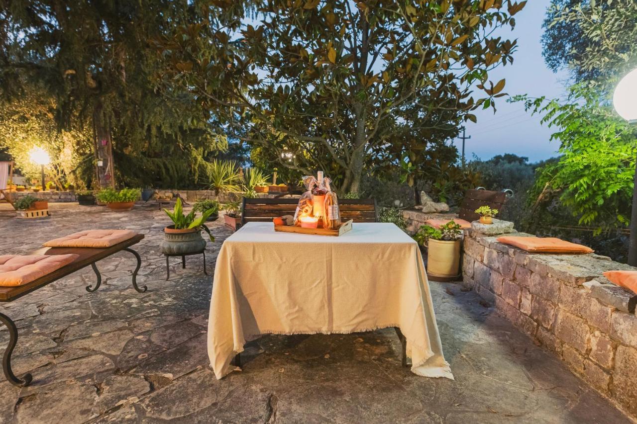 Trulli Country House Carla'S Secret Castellana Grotte Dış mekan fotoğraf